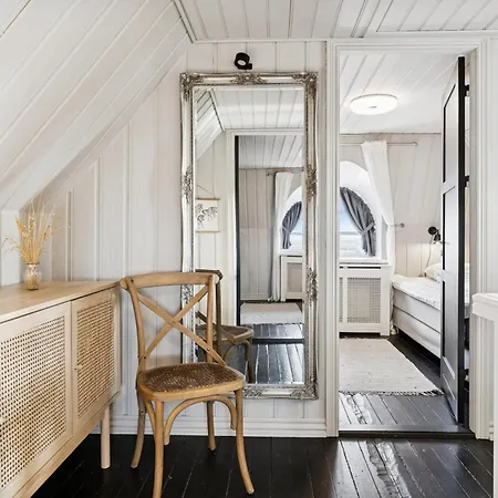 1160 Semesterbostad *