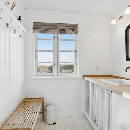 1160 Semesterbostad *